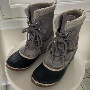 SOREL Caribou Slim Boots size 8